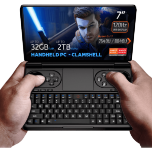 GPD WIN Mini 2024: Kraftfuld håndholdt gaming-pc med 7" FHD 120Hz VRR touchscreen. Med AMD Ryzen 7 8840U CPU, Radeon 780M GPU, 32 GB RAM, 2 TB NVMe-lager. Kompakt clamshell-design med fuldt tastatur og gaming-kontroller. Alsidige tilslutningsmuligheder, herunder Wi-Fi 6E og Bluetooth 5.2. Kører Windows 11 Home. DROIX-branding er synlig. Kompakt formfaktor giver bærbarhed og kraft til gaming og produktivitet på farten.