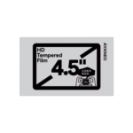 AYANEO Pocket-ACE-SCREEN-PROTECTOR-LISTING-DONE-01 Pelēks taisnstūra formas ekrāna aizsarga iepakojums, centrēts uz balta fona. Iepakojuma priekšpusē kreisajā pusē ir liels melns teksts "HD Tempered Film" (HD rūdīta plēve), bet augšējā labajā pusē pa labi ir redzams uzraksts "4,5''" ar diagonālu līniju, kas stiepjas augšpusē. Zem "4,5''" ir mazāks teksts ķīniešu valodā "全透高清 钢化膜" (Pilnībā caurspīdīga augstas izšķirtspējas rūdīta plēve) un balts rokas spēļu ierīces kontūrs ar uzrakstu "PLAY AYANEO" uz tās ekrāna. Iepakojuma labajā pusē vertikāli ir uzraksts "AYANEO".