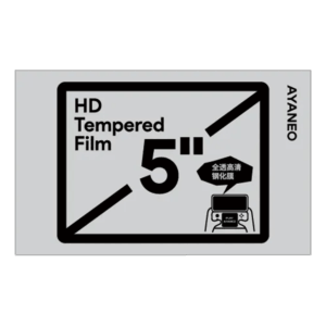 Een productafbeelding voor een AYANEO Pocket DS screen protector met "HD Tempered Film" in vette tekst. De afbeelding toont een "5-inch" label, wat aangeeft dat het is ontworpen voor het secundaire beeldscherm van het apparaat. Een kleine lijntekening illustreert een gebruiker die de handheld met twee schermen vasthoudt met de beschermer aangebracht op het onderste scherm.
