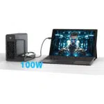 Le boîtier GPD G2 eGPU s'est connecté à une tablette PC 2-en-1 via USB4, offrant une charge Power Delivery de 100 W tout en développant simultanément les performances graphiques pour les jeux haut de gamme et les charges de travail d'IA.